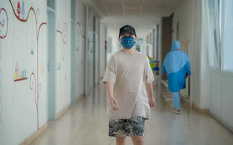 Mak Bakalović - Kada se svjetlost vraća